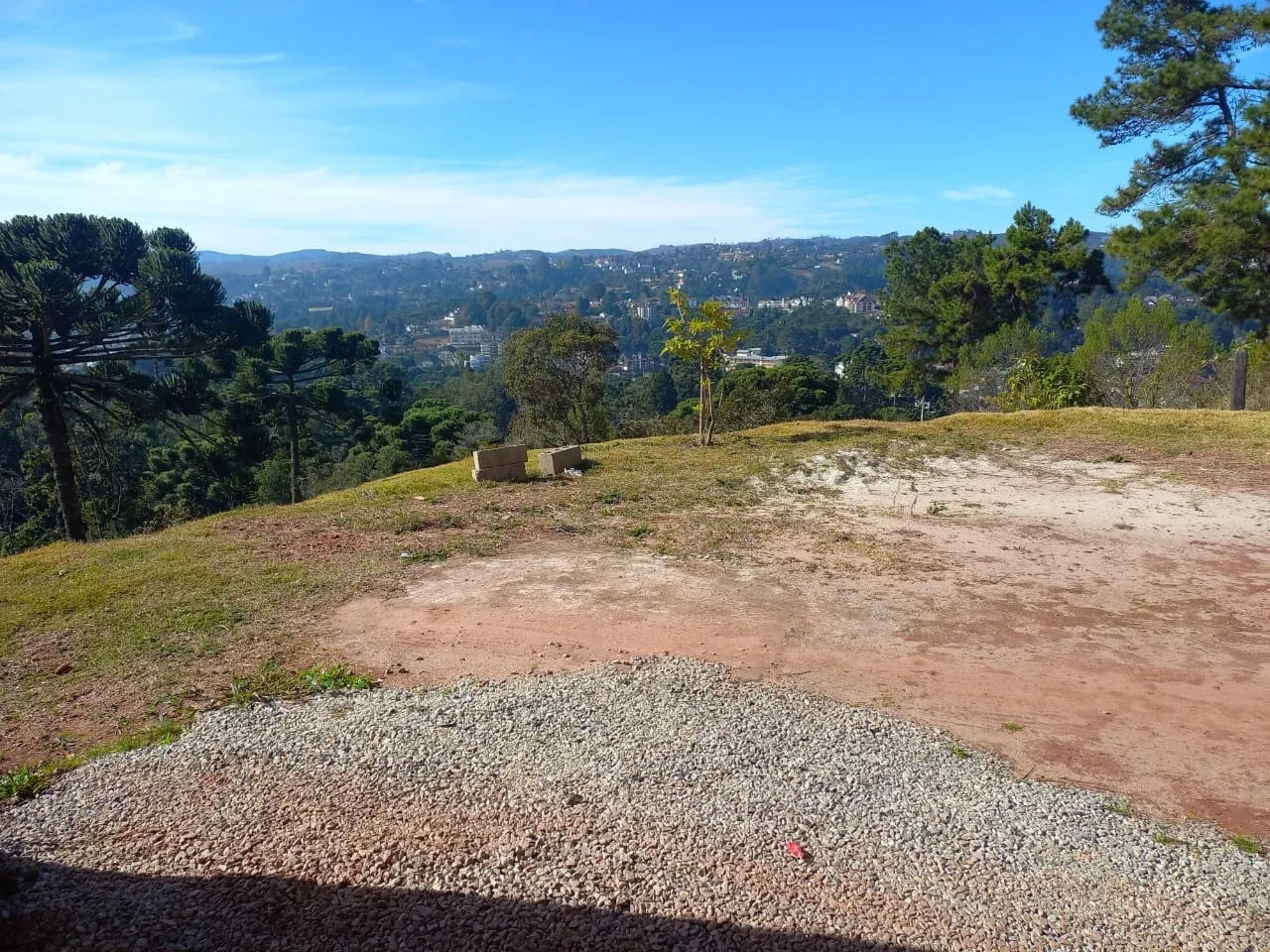 Imagem Comercial à venda 10 Suites, 1305M², Alameda Correntinos, Campos do Jordão - SP