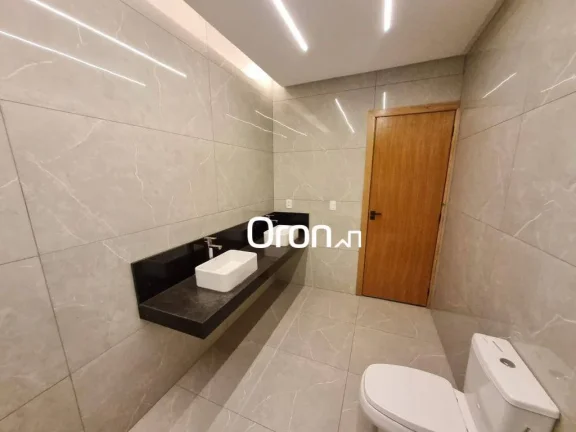 Imagem Sobrado à venda, 265 m² por R$ 1.750.000,00 - Jardins Capri - Senador Canedo/GO