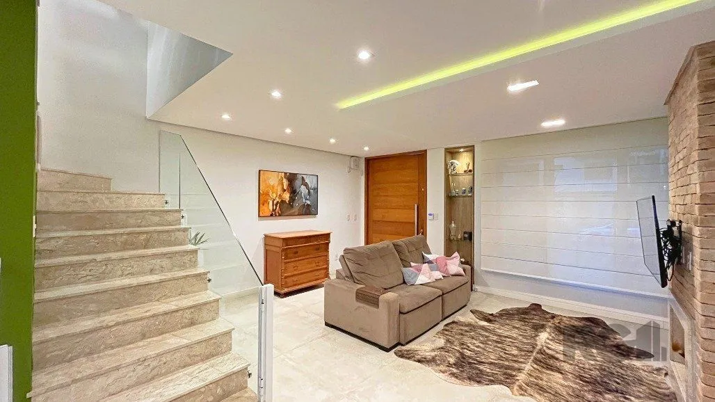 Imagem Ótima Casa a venda no bairro Espírito Santo com 3 suítes mobiliada por: R$900.000,00