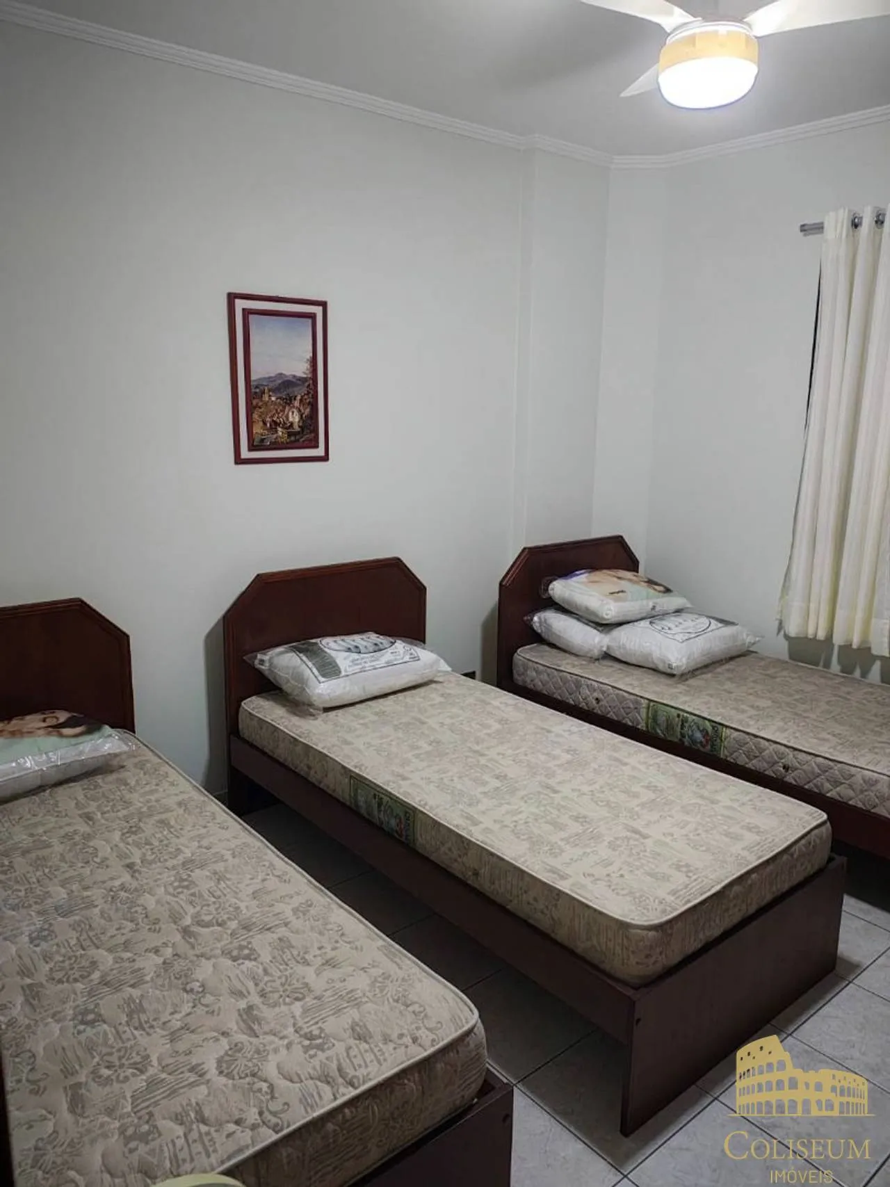 Imagem Apartamento 1 Dormitório, 1 Vaga, 50 mts da Praia