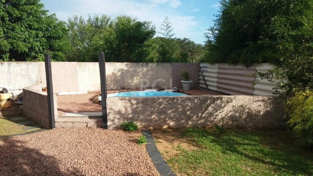 Imagem Casa para Venda - 220m², 2 dormitórios, sendo 1 suites, 4 vagas - Belém Novo