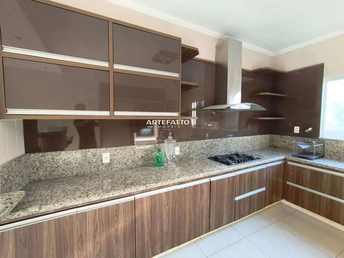 Foto do imóvel Casa à venda em Franca, Parque Residencial Nova Franca, com 4 quartos, 200m2 em Rua Heitor dos Prazeres