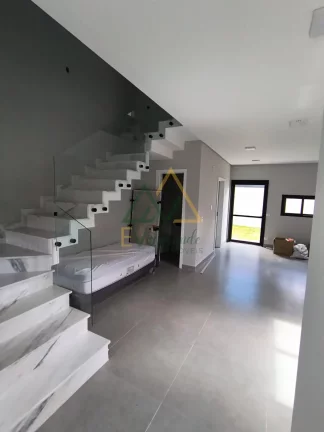 Imagem Sobrado à venda no bairro Vargem Grande - Pinhais/PR