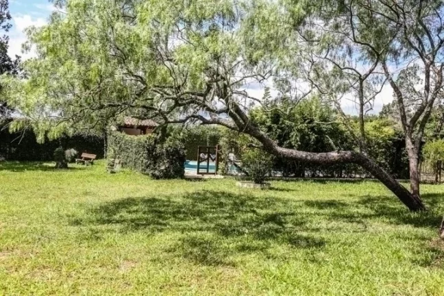 Imagem Sítio de 2,5 Hectares, Casa Principal, Casa Caseiro, Piscina, Águas Claras