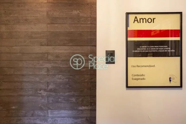 Imagem Ap reformado e moderno em predinho super charmoso dos anos 60. São 102m² de área privativa, 2 dor...