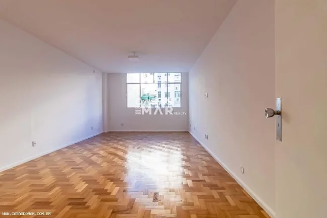 Imagem Apartamento para Venda em Rio de Janeiro / RJ no bairro Copacabana