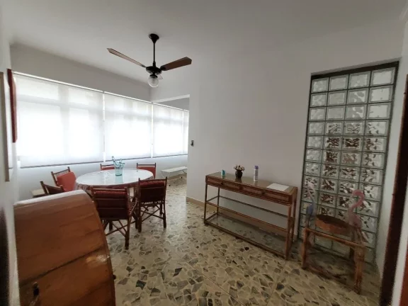 Imagem PITANGUEIRAS – CALÇADÃO COM LINDA VISTA AO MAR, AMPLO APARTAMENTO COM 90 M² ÚTEIS, 01 VAGA DE GARAGEM NO PRÉDIO, LOCALIZAÇÃO PRIVILEGIADA.
