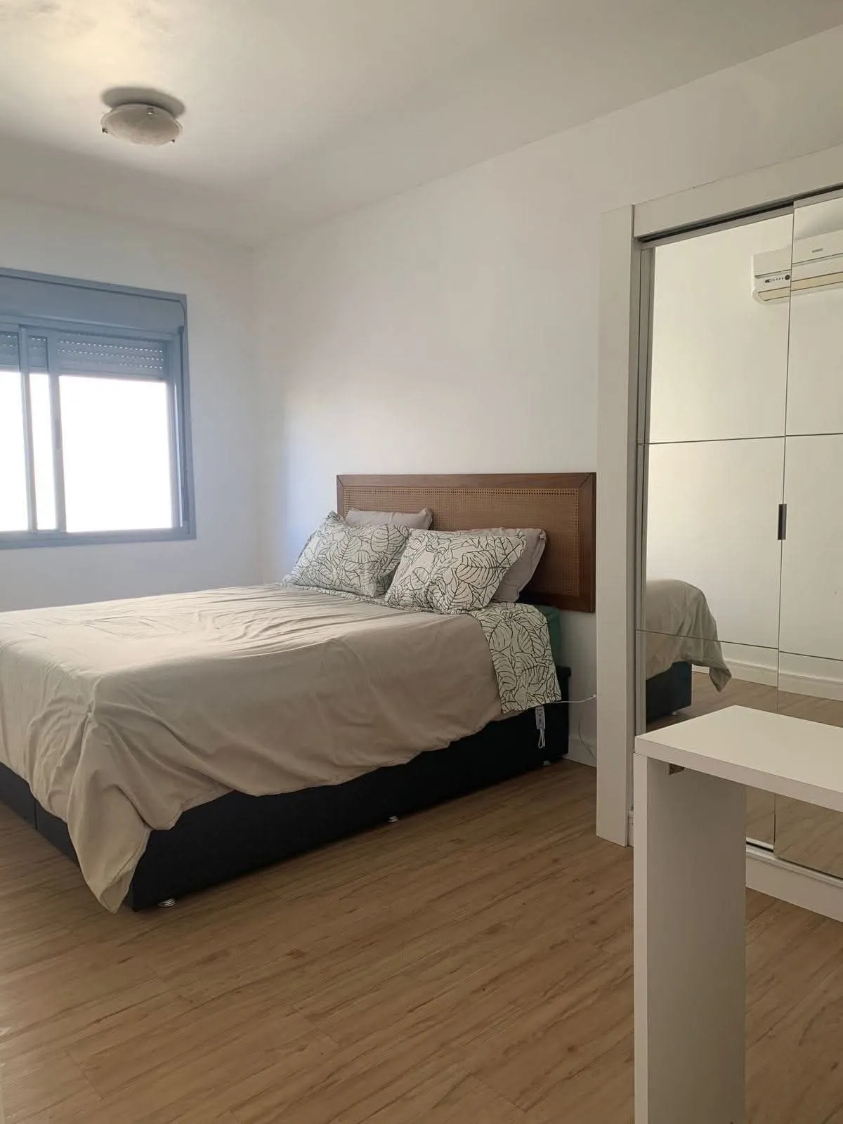 Imagem APARTAMENTO DE 2DORMITÓRIOS COM VAGA DE GARAGEM, EM PRÉDIO COM EXCELENTE PADRÃO CONSTRUTIVO.