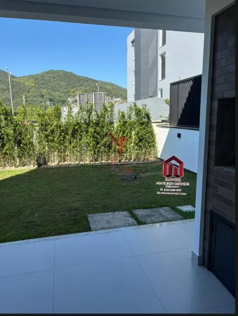 Imagem CASA 3 DORM UM SUITE NO GARDEN CONDOMINIO CLUBE EM BIGUAÇU SC Brasil