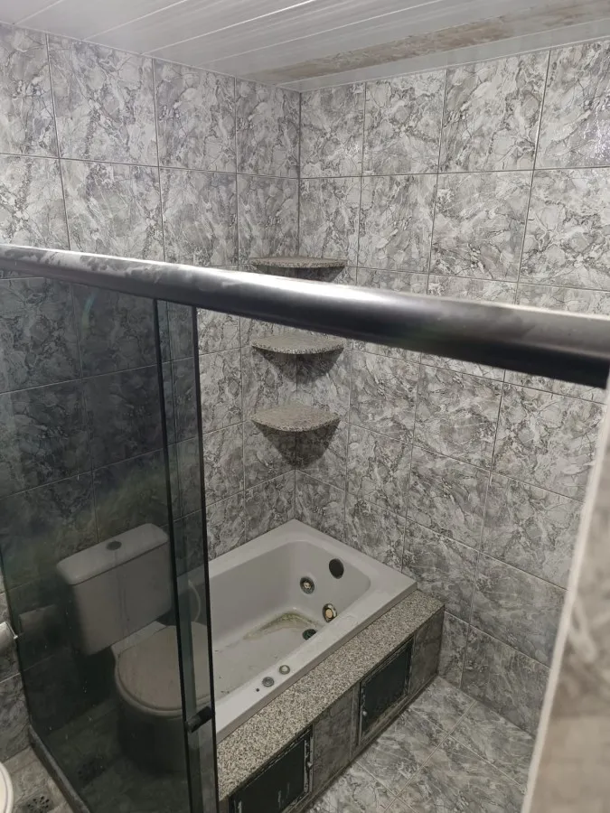Imagem Casa em Condomínio para Venda em Itaboraí, Centro (Manilha), 4 dormitórios, 1 suíte, 2 banheiros, 1 vaga