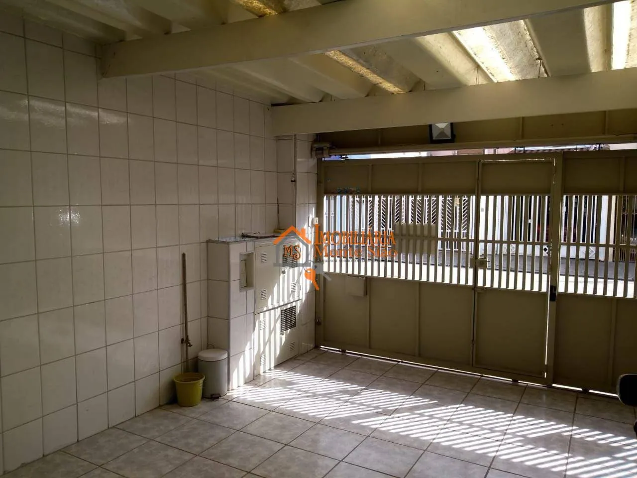 Imagem Sobrado com 3 dormitórios à venda, 176 m² por R$ 640.000,00 - Jardim São Jorge - Guarulhos/SP