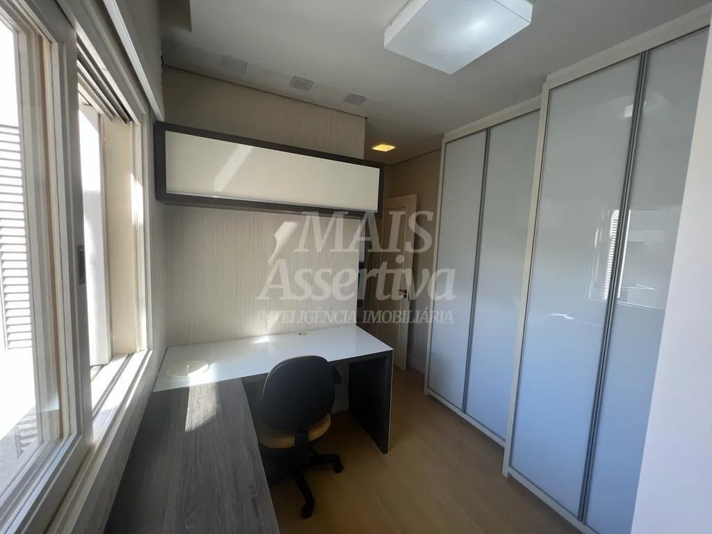 Imagem Cobertura duplex mobiliada para venda em Garibaldi Bairro Centro