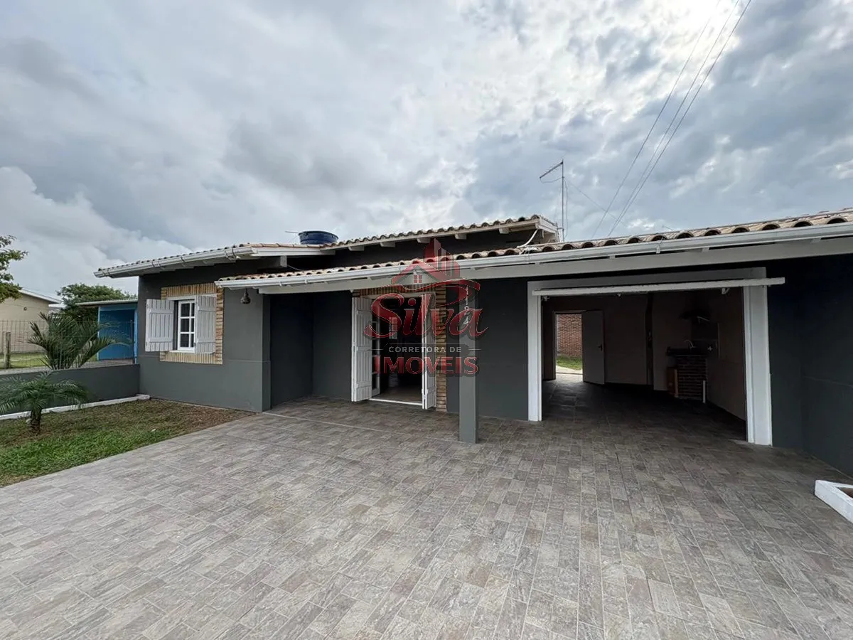 C1211 | Casa com anexo à venda em Imbé com 158m² e terreno de 300m²
