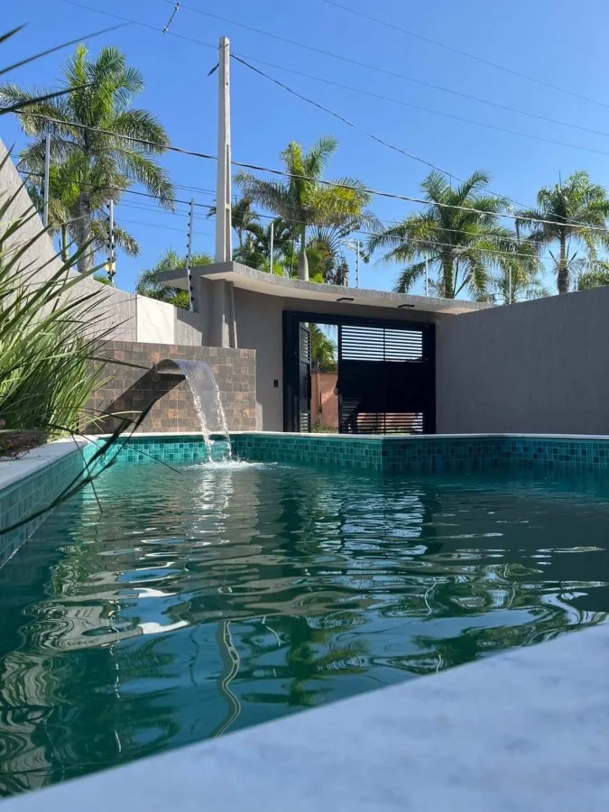 Foto do imóvel Casa para Venda em Itanhaém, Jardim das Palmeiras, 2 dormitórios, 1 suíte, 2 banheiros, 2 vagas em Rua Alberto Marino Júnior