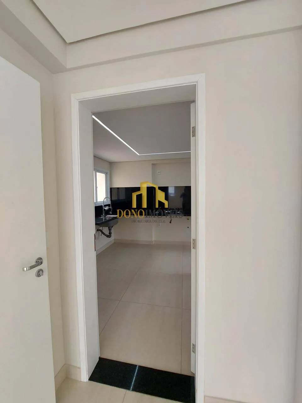 Imagem Cobertura Duplex à Venda no Edifício Saint Tropez | 181m² | 3 Dormitórios