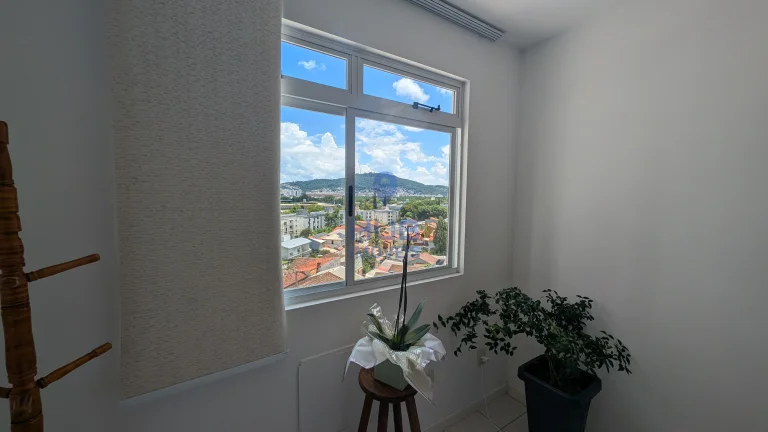 Imagem Apartamento Amplo com 2 Dormitórios e Vista Panorâmica em Condomínio Completo