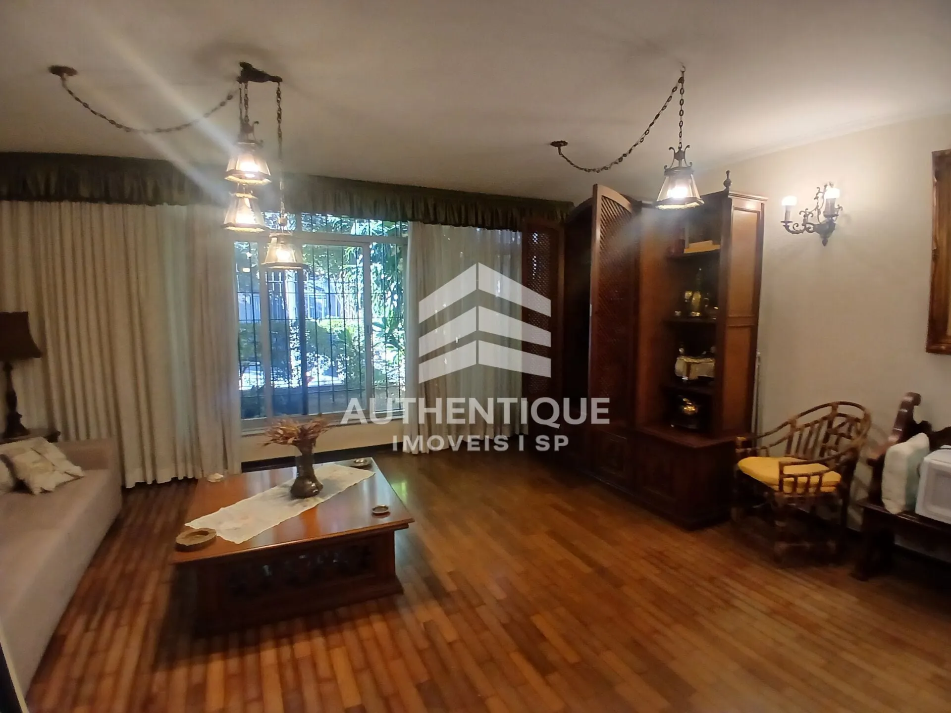 Imagem Casa à venda no bairro Vila Alexandria - São Paulo/SP
