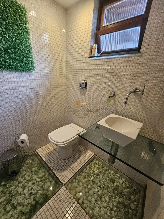Imagem Casa em Condomínio para Venda em Teresópolis / RJ no bairro Cruzeiro
