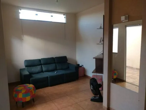 Imagem Casa com 3 Quartos à Venda, 155 m² em Parque dos Esportes - Ituverava