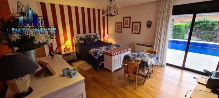Imagem MANSÃO CONTEMPORÂNEA EM CONDOMÍNIO ALTO PADRÃO NA GRANJA VIANA.