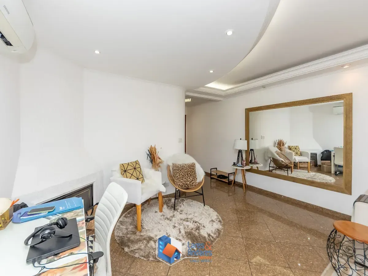 Imagem Sobrado para venda em Vila Alpina com 4 quartos, sendo 1 suíte, 320m²