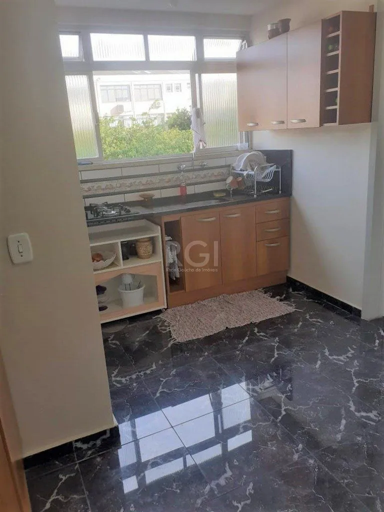Imagem Apartamento no bairro Vila Ipiranga de 2 dormitórios e 2 vagas DESOCUPADO