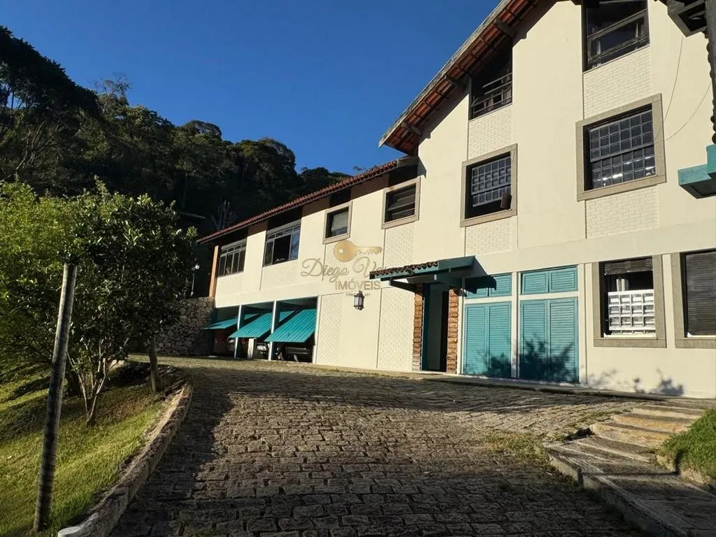 Imagem Casa para Venda em Teresópolis / RJ no bairro Albuquerque