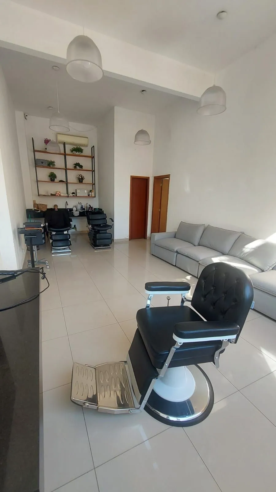 Imagem PRÉDIO COMERCIAL COM 5 SALAS E PROJETO APROVADO APARTAMENTO 100M2