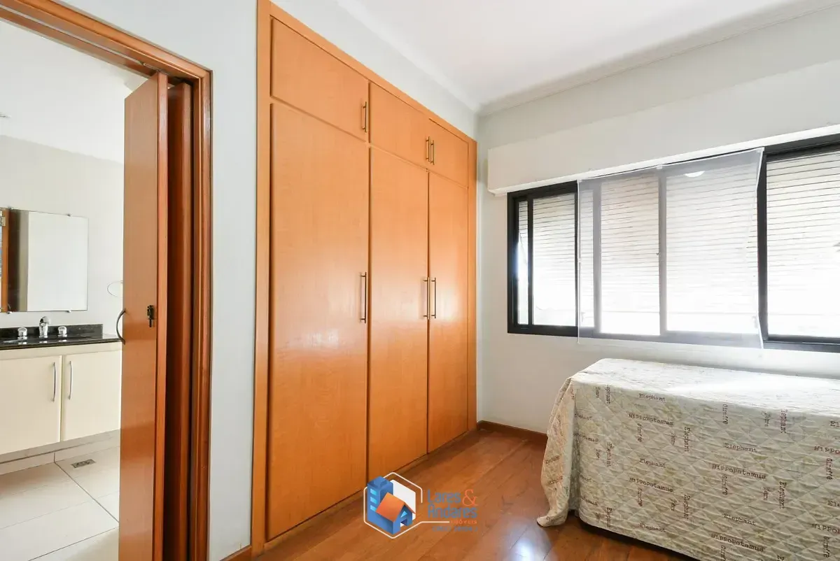 Imagem Apartamento para venda em Morro dos Ingleses com 3 quartos, sendo 2 suítes, 220m²