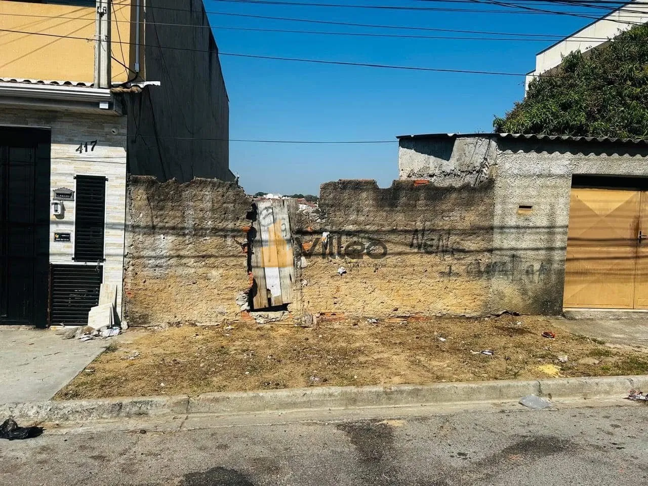 Imagem presente o seu projeto em um dos bairros que mais crescem em Sorocaba! Este terreno murado à venda ...