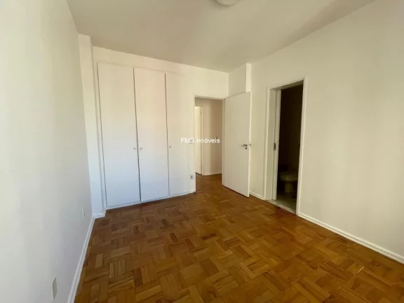 Imagem Imóvel à venda ou locação na Vila Nova Conceição: 3 quartos, 1 suíte, 3 banheiros, 1 vaga, 94m² - São Paulo-SP