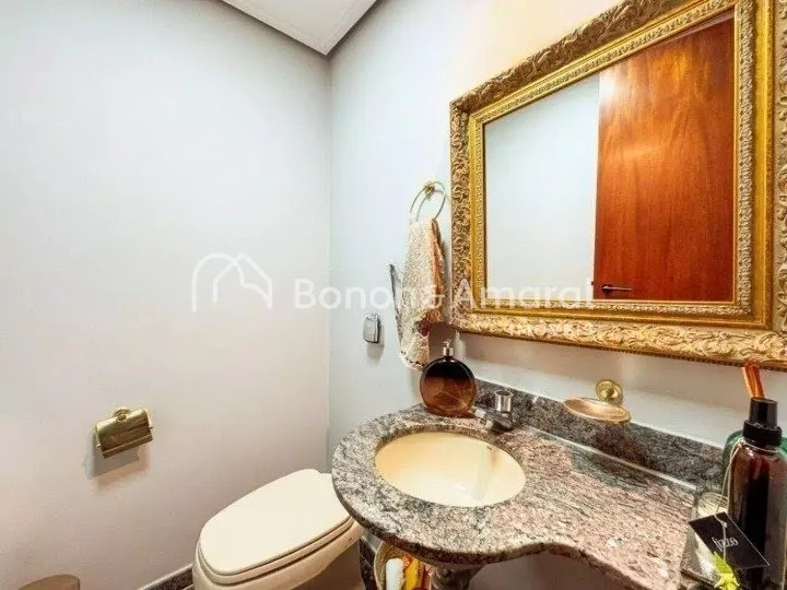 Imagem Apartamento reformado e muito espaçoso