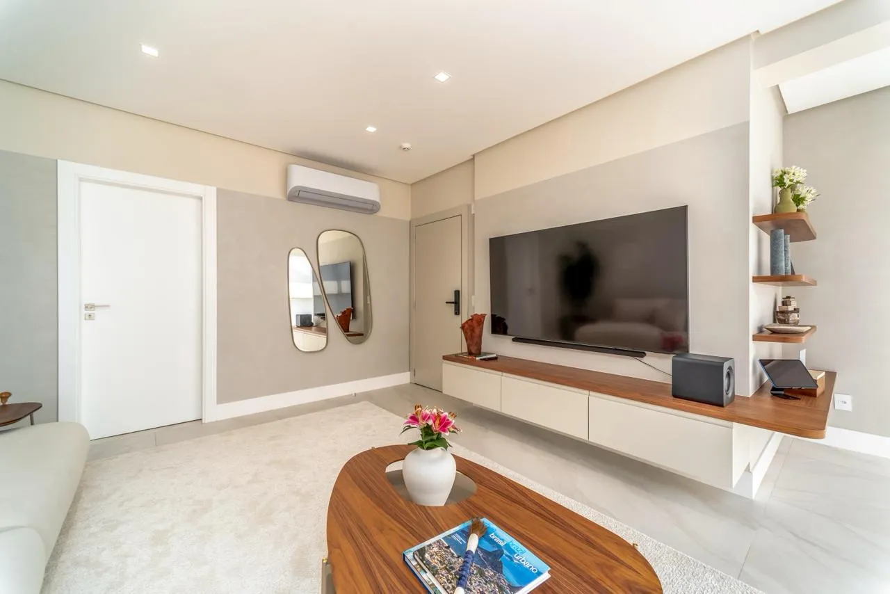 Imagem Apartamento com vista para o mar à venda com 193m2 por R$ 6.500.000,00