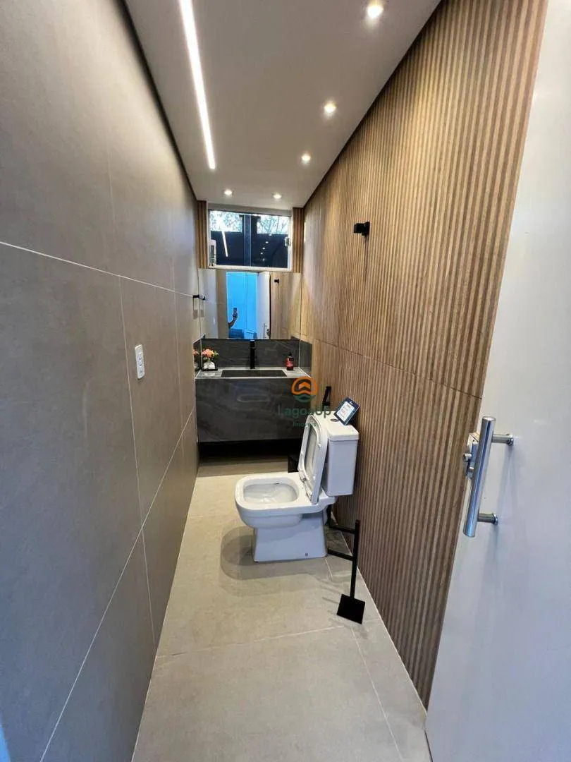 Imagem Casa com 3 dormitórios à venda, 640 m² por R$ 1.300.000 - Condomínio Estância das Petúnias - Lagoa Santa/MG