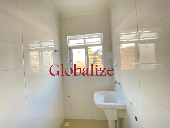 Imagem Linda casa à venda com 2 dormitórios sendo 1 suíte por R$ 660.000,00