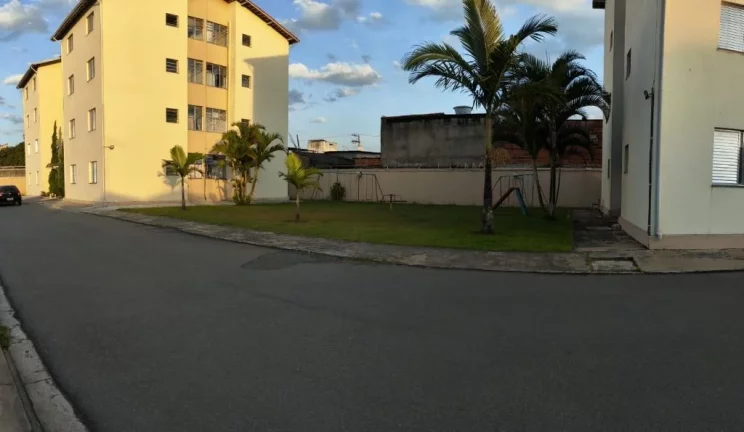 Apartamento com 2 dormitórios à venda, 53 m² por R$ 220.000,00 - Vila Urupês - Suzano/SP