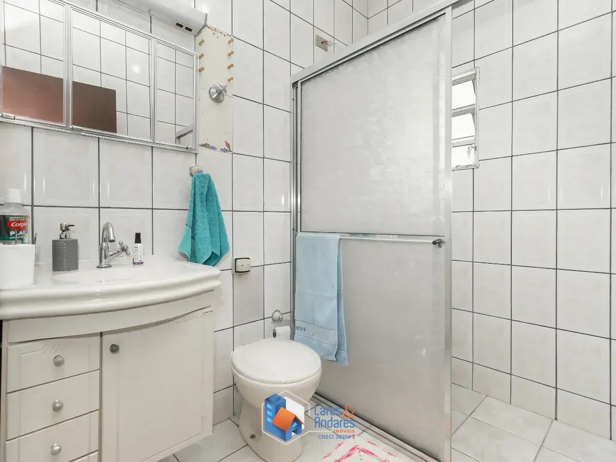 Imagem Sobrado para venda em Conjunto Residencial Vista Verde com 3 quartos, sendo 1 suíte, 170m²