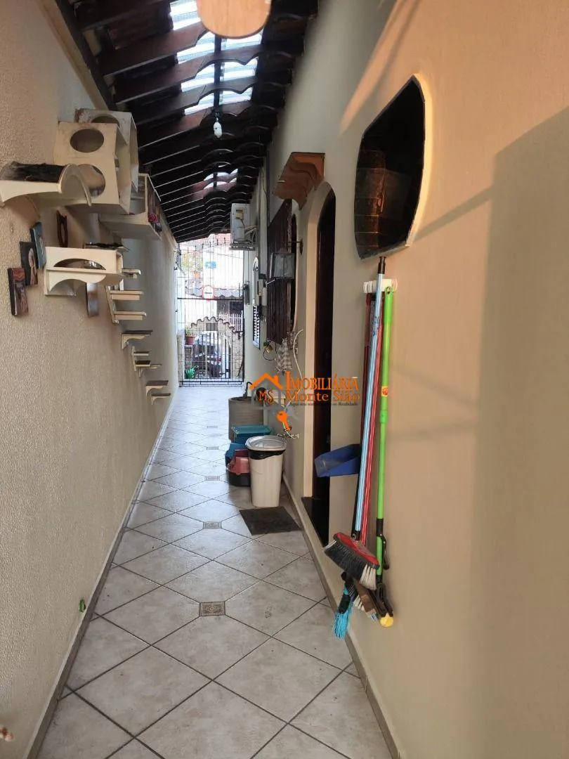 Imagem Sobrado com 3 dormitórios à venda por R$ 831.000,00 - Bom Clima - Guarulhos/SP