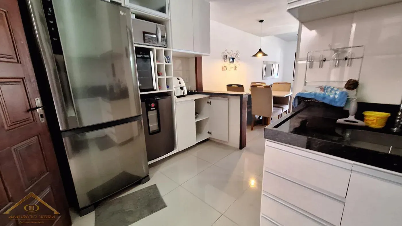 Imagem Casa em Condomínio para Venda em Cabo Frio / RJ no bairro Ogiva