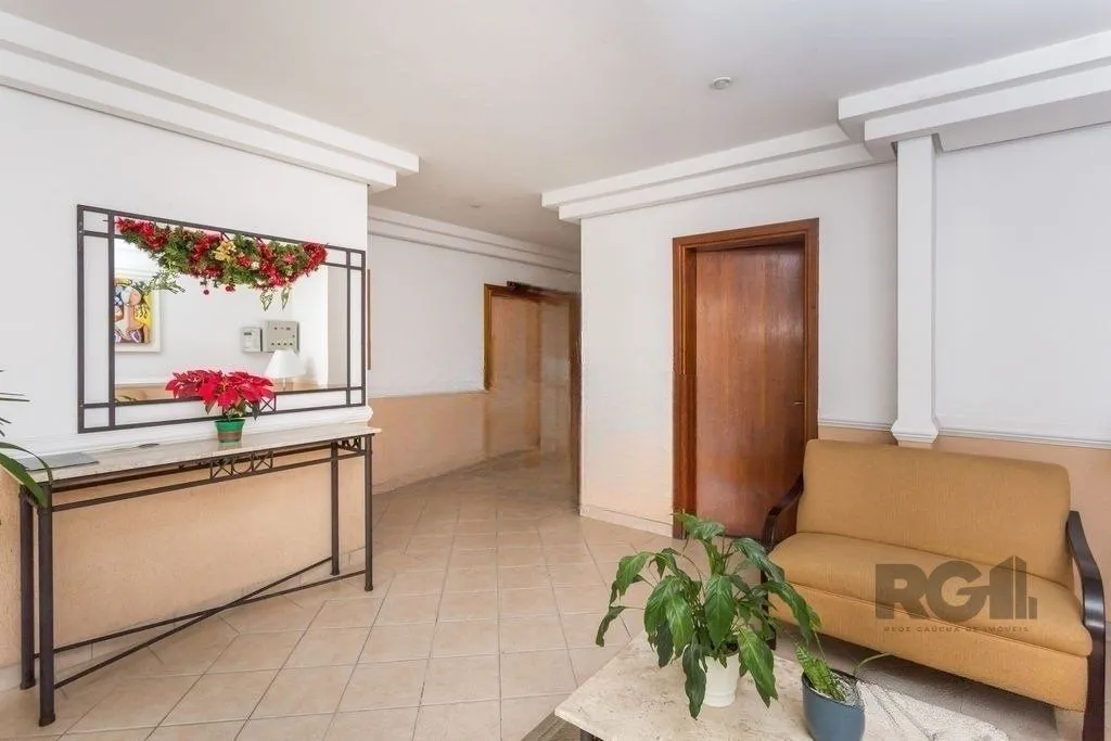 Imagem Apartamento a venda ,02 dormitórios mobiliado na Cidade Baixa,61m² privativos