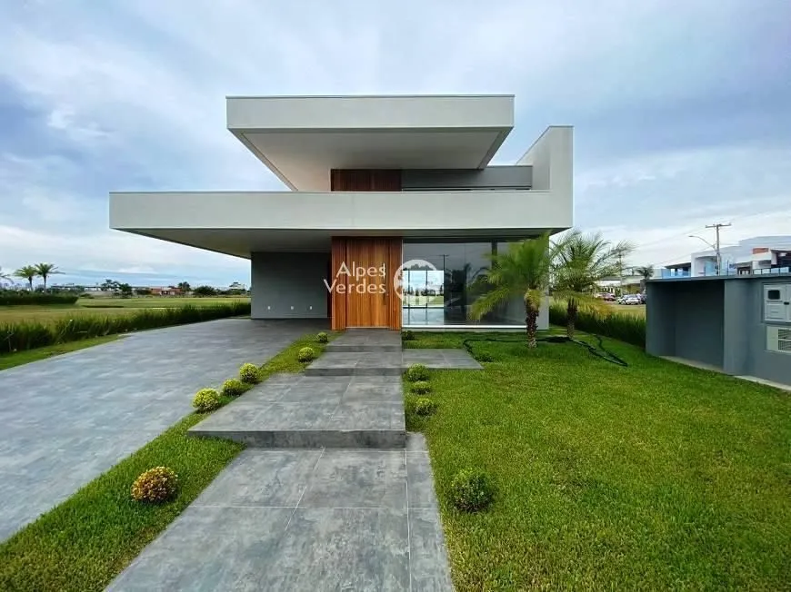 Imagem Casa de Condomínio à Venda em Reserva das Aguas, Torres - RS