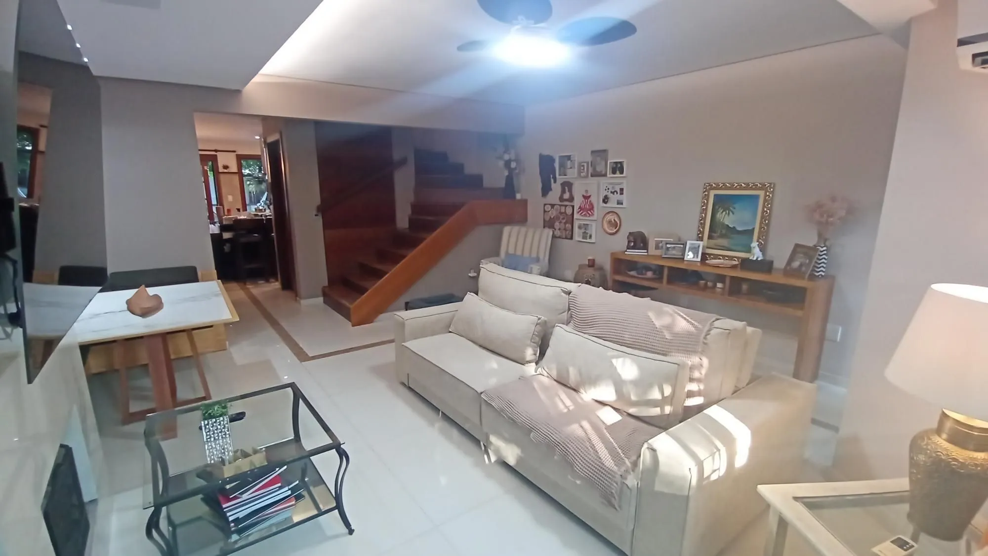 Imagem Casa de Condomínio com 3 Suítes, no bairro Tristeza