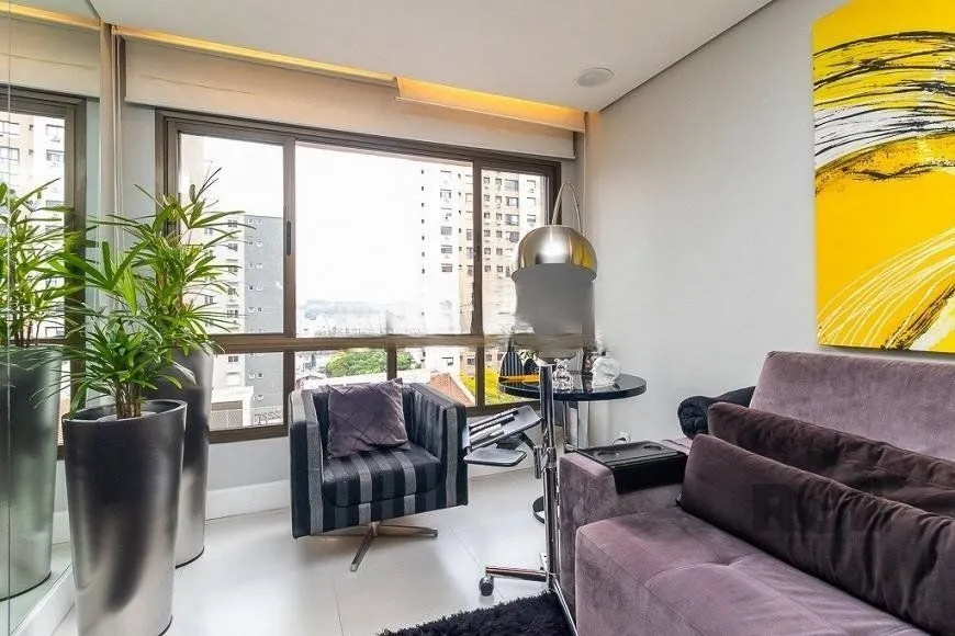 Imagem Apartamento à venda localizado na Rua Jari, no bairro Passo D'areia em Porto Alegre