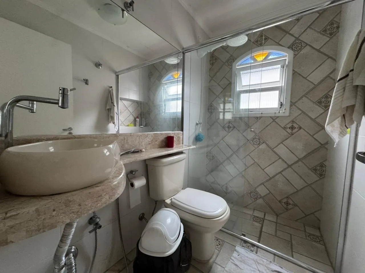 Imagem Casa para Venda em Itanhaém, Jardim Suarão (Interior), 3 dormitórios, 1 suíte, 2 banheiros, 2 vagas