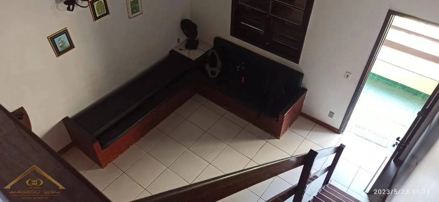 Imagem Casa em Condomínio para Venda em Cabo Frio / RJ no bairro Peró
