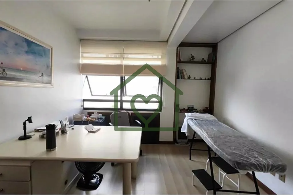 Imagem Descubra uma oportunidade única de adquirir um Cj. Comercial/Sala excepcionalmente localizado em Po...