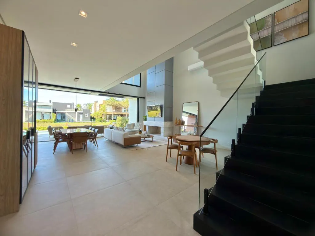 Imagem Casa em Condominio 5 Dormitórios - Bairro Santa Luzia