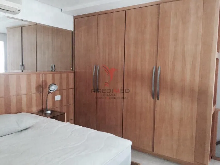 Imagem Alugo apartamento Duplex, mobiliado em Moema. São Paulo