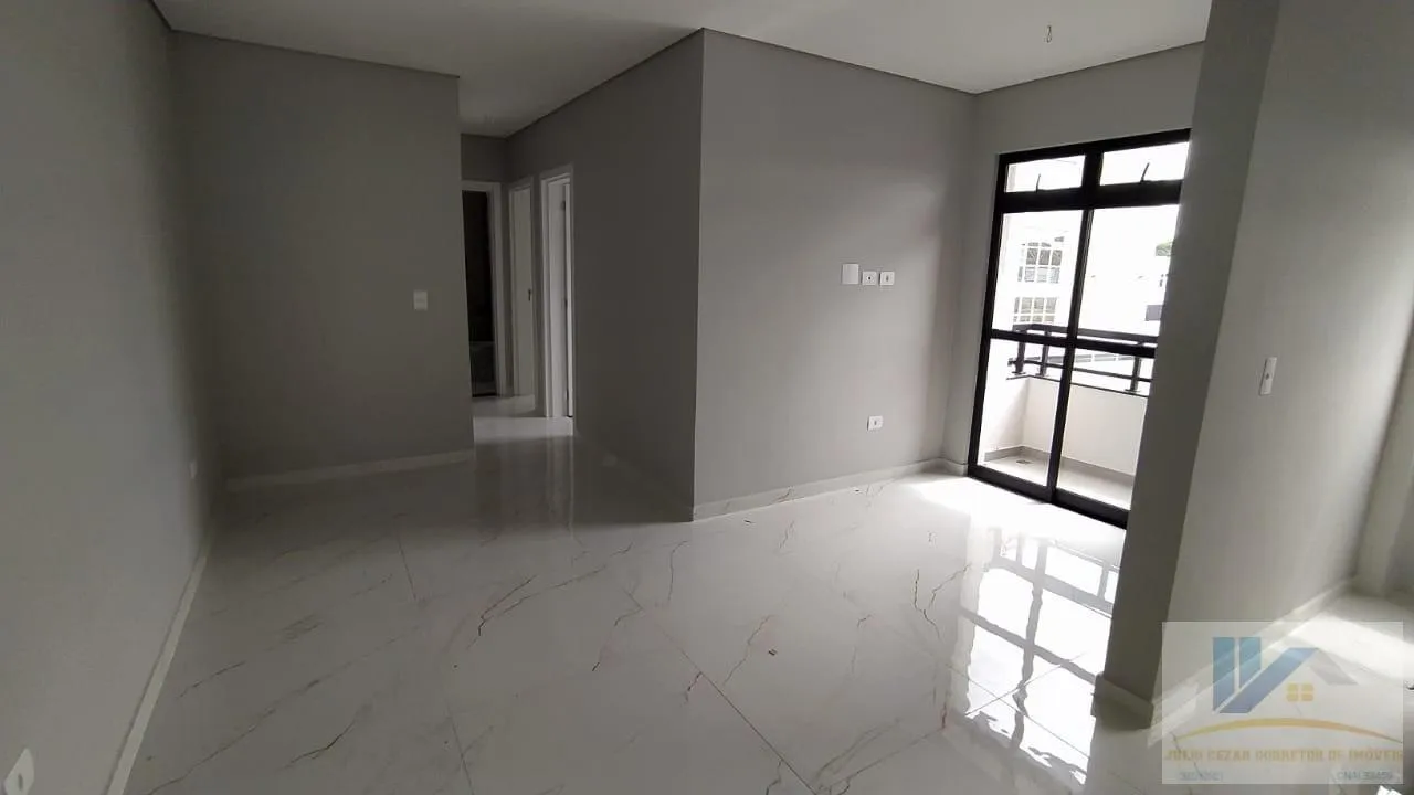 Imagem Apartamento para Venda em São José dos Pinhais, São Cristóvão, 3 dormitórios, 1 banheiro, 1 vaga