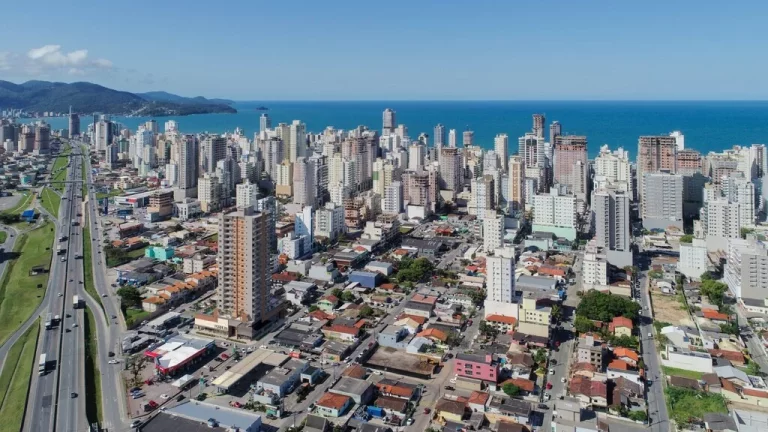 Imagem Portal 246 Residence - Apartamento à venda no bairro Meia Praia - Itapema/SC
